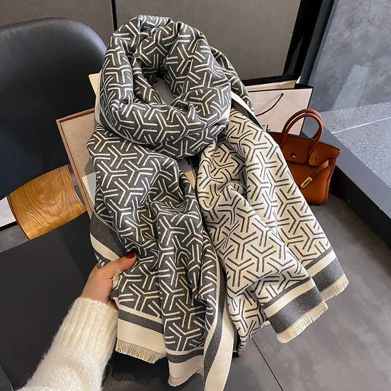 Luxury Brand Warm Cashmere Scarf for Women Design Winter Shawls and Wraps Poncho Female Thick Blanket Bufandas Echarpe C251031