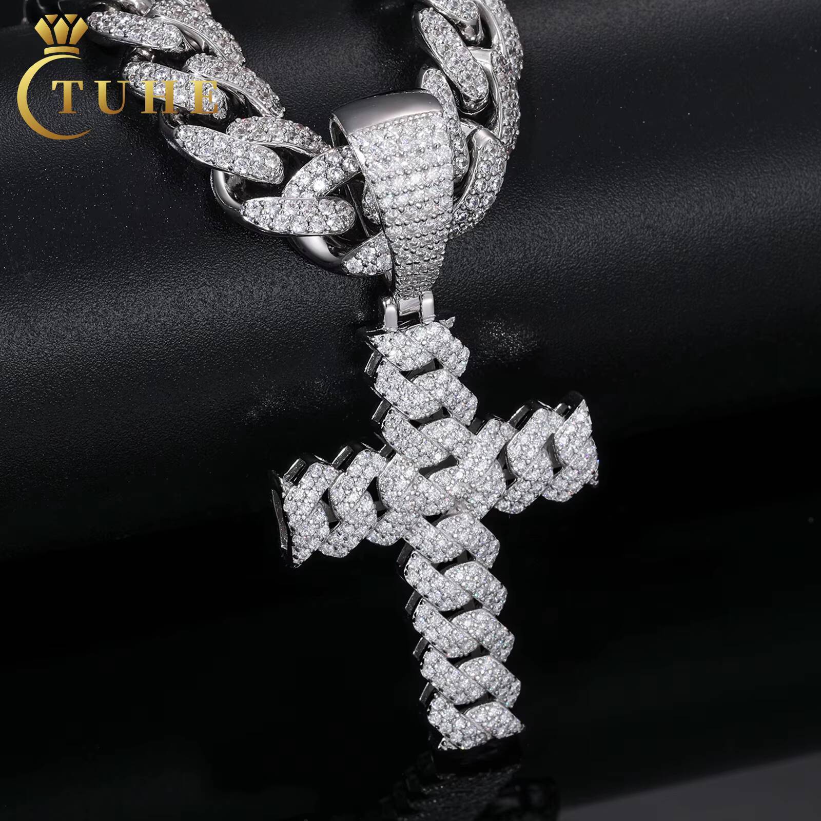 Bling Hiphop Jewelry Gift Gold Plated 925 Sterling Silver VVS Moissanite Iced Out Cuban Cross Pendant Necklace for Men Women