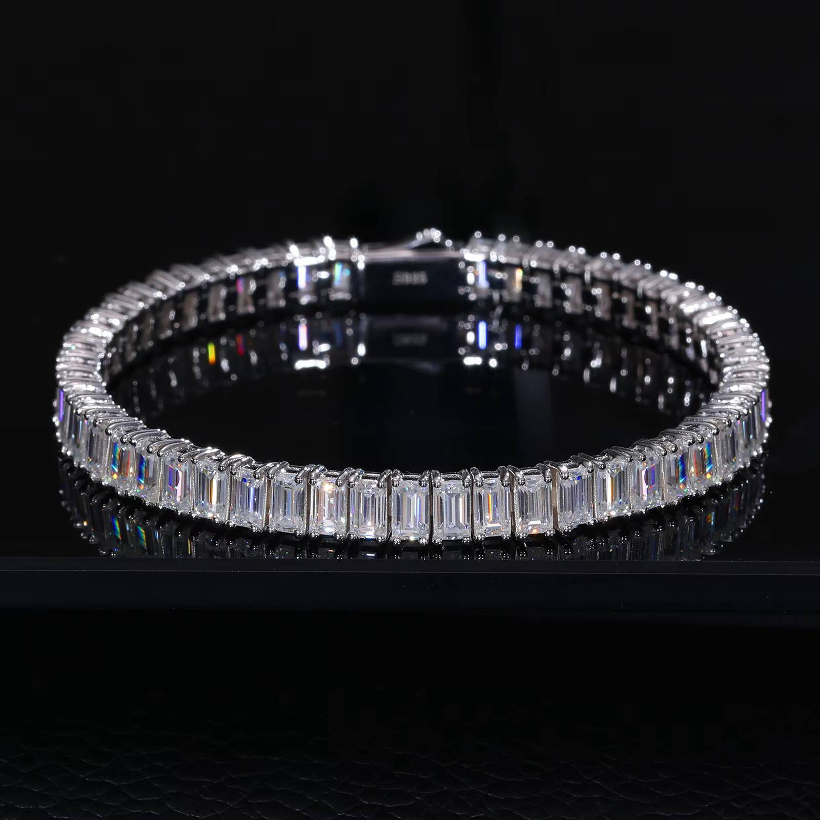 New Arrivals Pass Diamond Test 5mm3mm 26ct Baguette Moissanite Emerald Cut Tennis Bracelet 925 Sterling SilverJewelry Bracelet