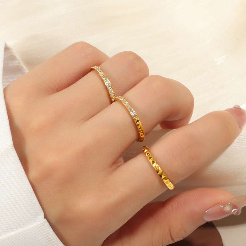 Ring Designer rings Light Luxury Exquisite Half Circle Diamond Studded Rivet Titanium Steel Personality Fashion Trend Index Finger for Women Non Fadin