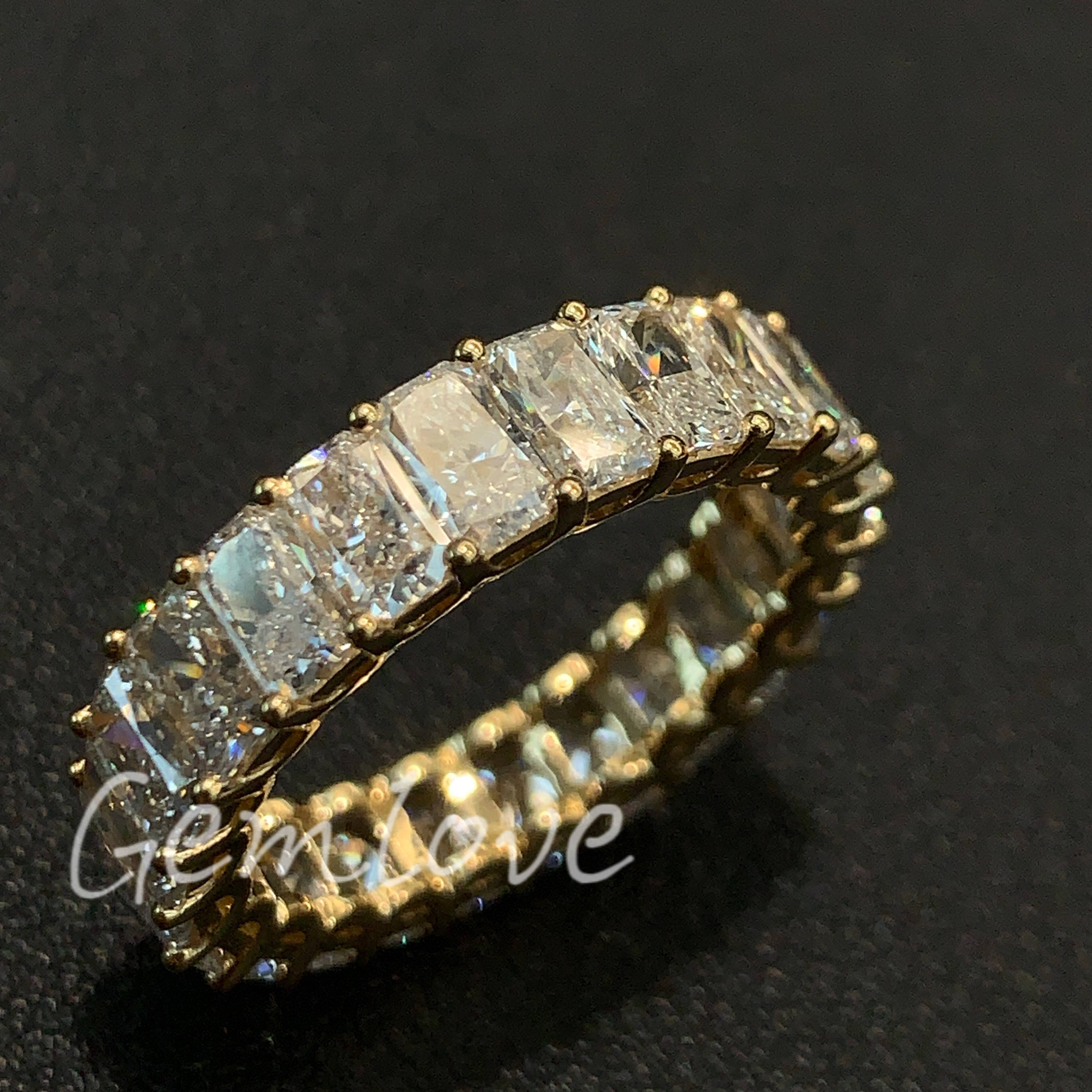 18K Gold Custom Ring Set with Radiant Cut LabGrown Diamonds Suitable for Men and Women Engagement Rings
