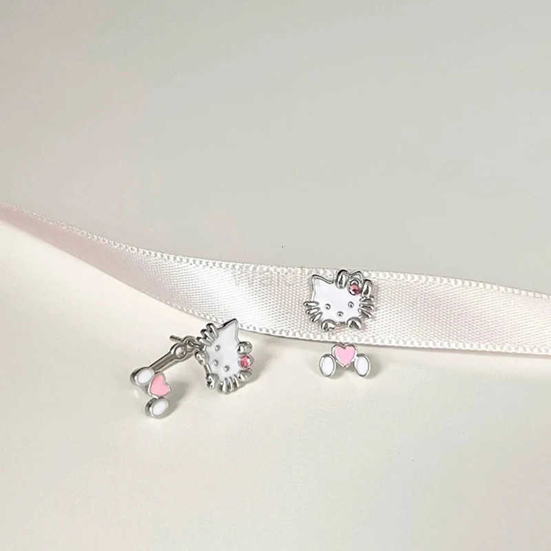 Sanrio 1Pair Kawaii Hello Kitty Earrings Cute Cartoon Stud Earrings For Women Girls Trendy Sweet Earrings Jewelry Accessories L251031