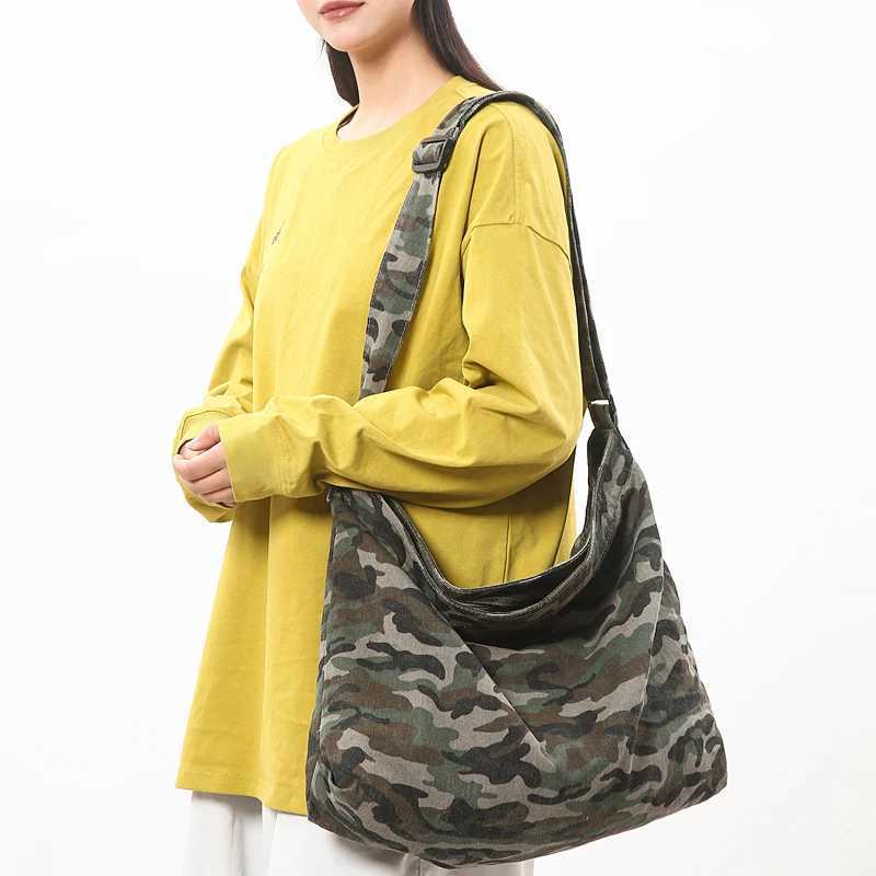Camouflage Canvas Shoulder Bags Women Large Capacity Leopard Crossbody Bags Unisex Cotton Packages Korea Style Casual Totes W251031