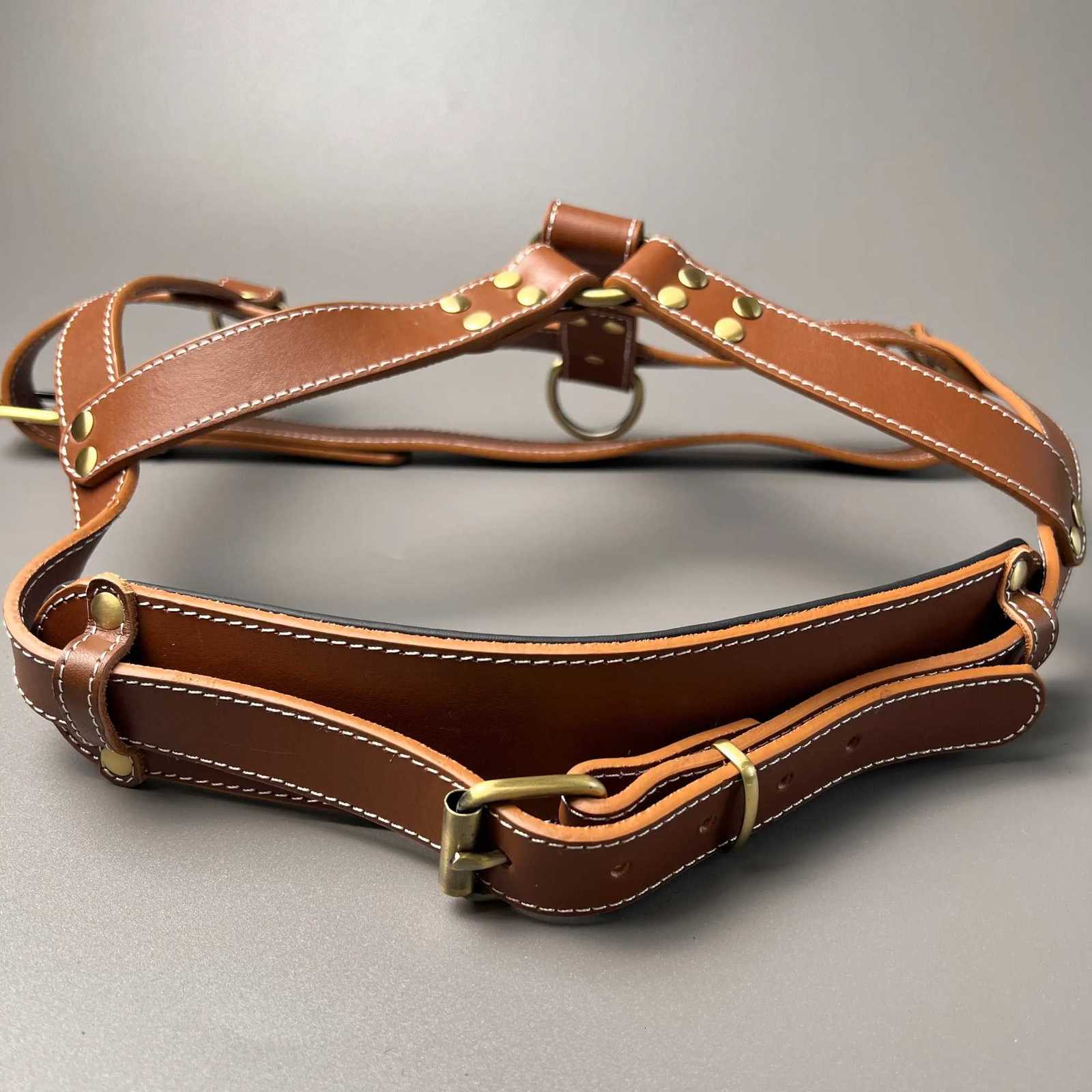 Cowhide leather harness for sled dogs Threering traction design Adjustable antiescape harness for large dogs C251031