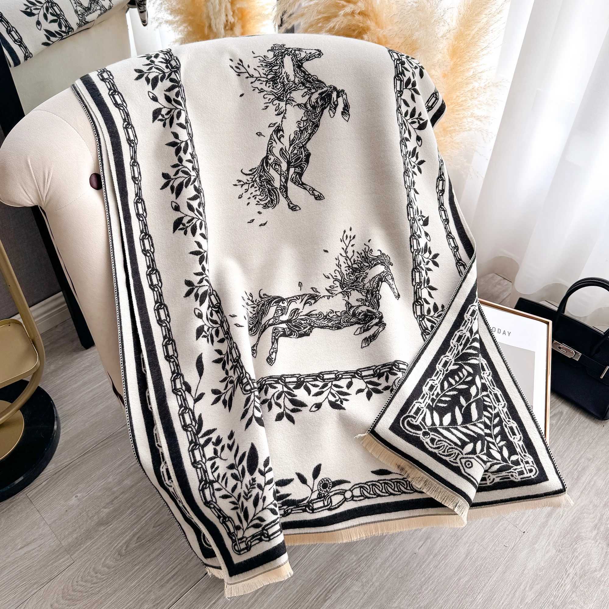Luxury Leaf Animal Print Scarf for Women Warmer Winter Imitation Cashmere Scarves Thick Female Blanket Wraps C251031