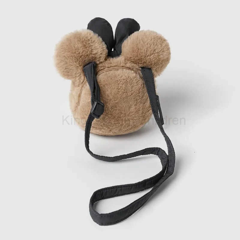 Disney Winter New Minnie Khaki Plush Shoulder Bag Bow Mini Children Toddler Soft Crossbody Bag Girls Cute Small Bag H251031