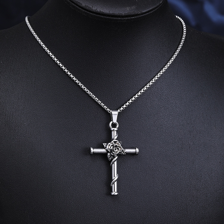 Pendant Cross with Crown Fashion Jewelry Europe Style Accessories Vintage Gift For Women Men 250318