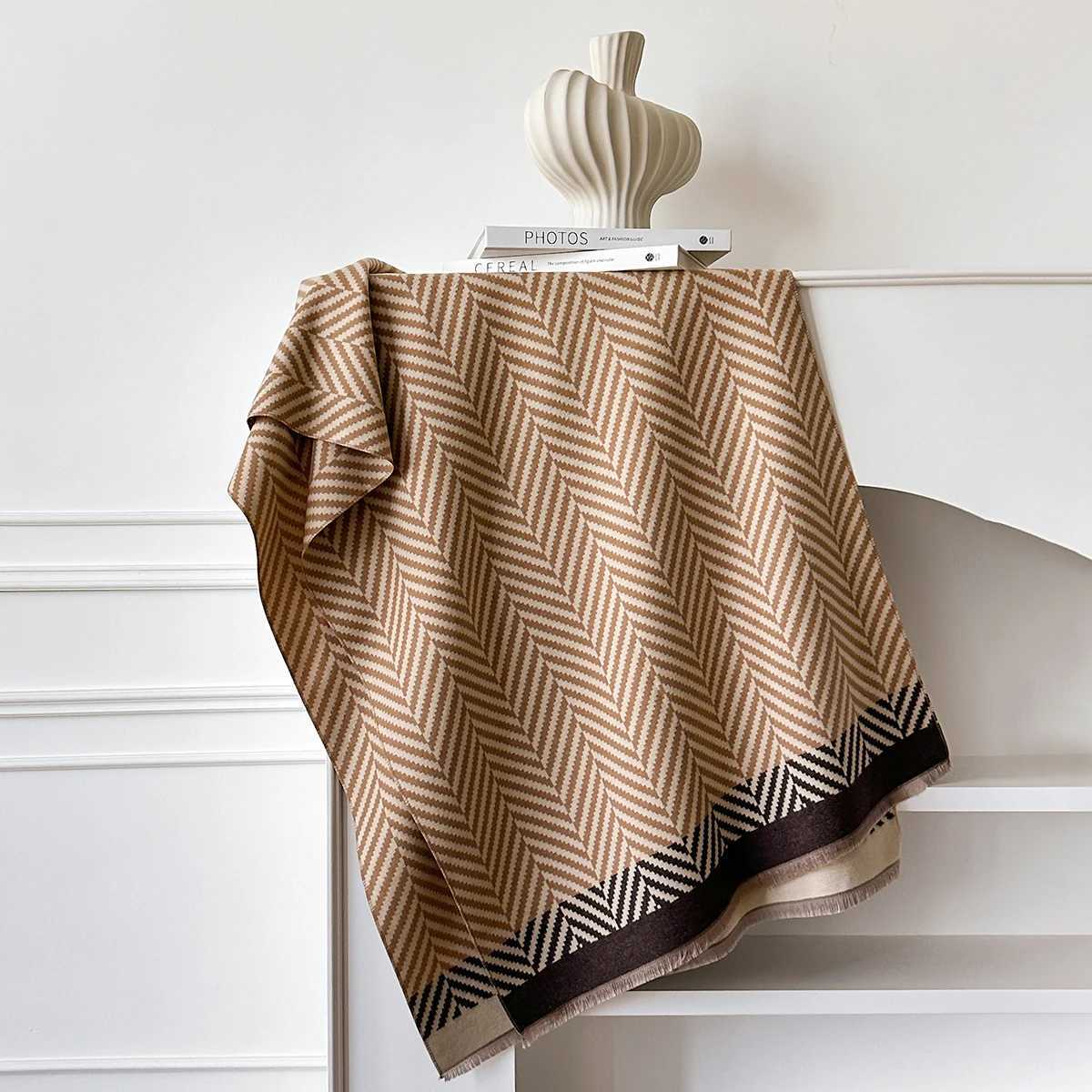 2025 Winter Women Imitation Cashmere Scarves Thick Warm Shawls Wraps Jacquard Lady Blanket Echarpe Bufanda Female Scraf C251031