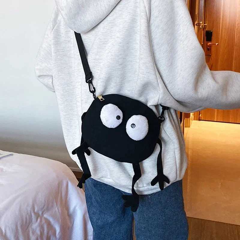 New Fashion Big Eyes Canvas Girls Shoulder Bag Cute Black Briquettes Messenger Bag Kids Women Coin Purse Mini Crossbody Handbag W251031