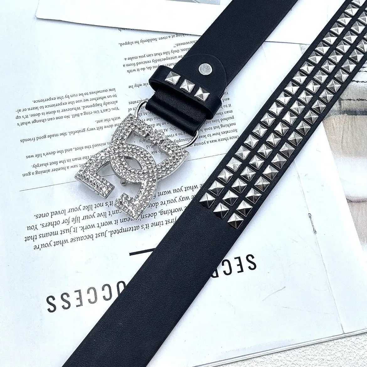 YK2 luxuryhot girl womens rhinestone belt unique punk fashion rivet leather belt versatile embedded decorative beltW251030