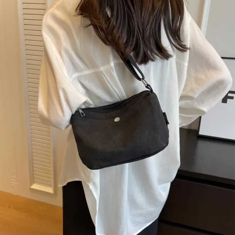 Designer Small Canvas Wens Black Shoder Cross Bag Fem Messenger Bag Y2K Eco Korean Shopper Student Handbags Side Bag Book1 Y251120