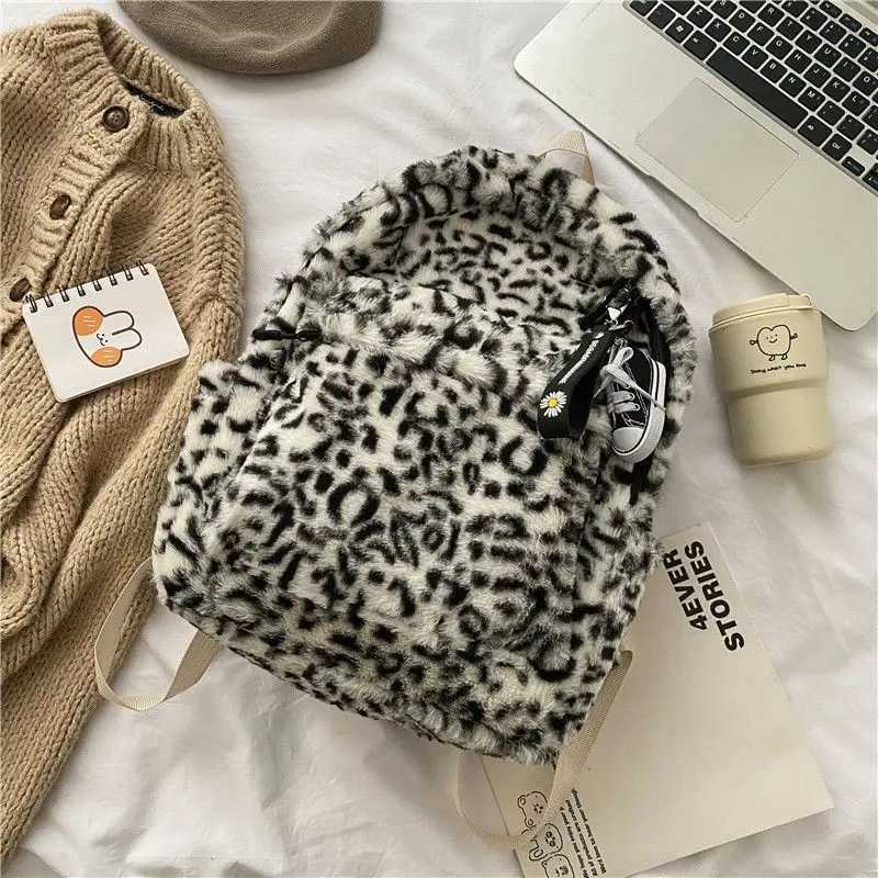 Personality Fashion Leopard Fluffy Rucksack Y2k Preppy Casual Harajuku Backpack Highcapacity Vintage Grunge Students Schoolbags W251031