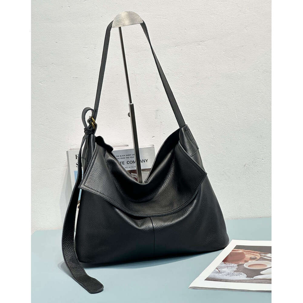 Luxury Bag Designer Casual Fashion Single Shoulder Crossbody Large Capacity Top Layer Cowhide Women S Bag Soft Leather Flap Travel