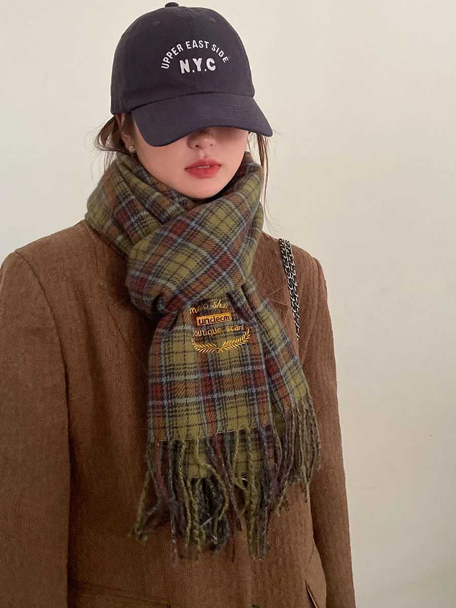 Embroidered Retro Plaid Scarf For Women HighEnd Korean Version Of Versatile Shawl For WinterW251030