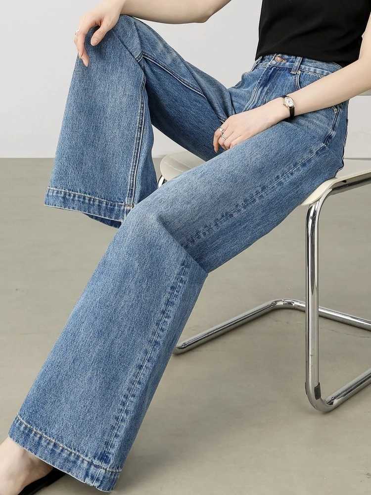 SENTUBILA Womens Vitality Denim High Waist Jeans Autumn 2025 Retro Washed Loose Fit Comfortable Commuter Pants W53NE2047 J2510311