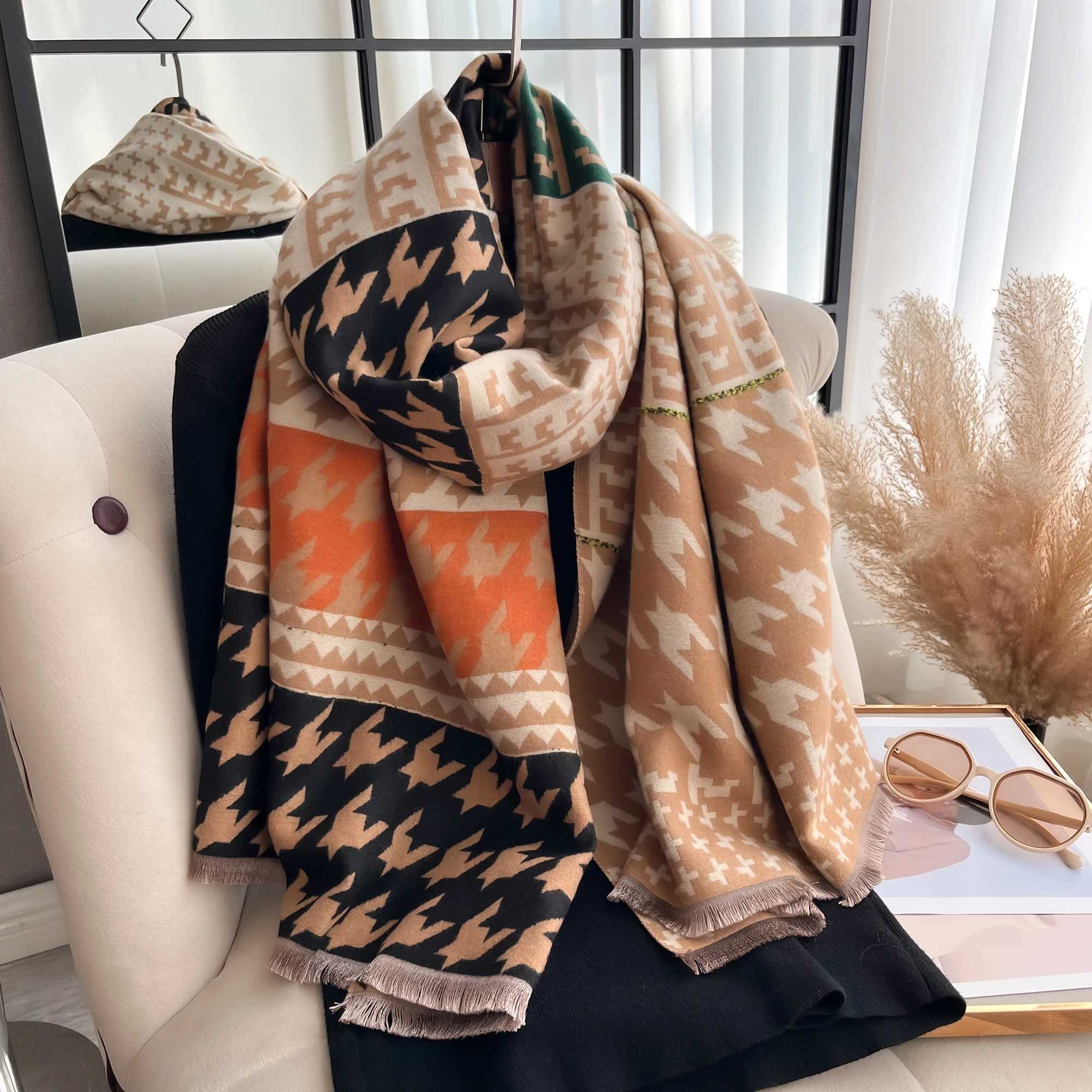 New Houndstooth Pri… - image