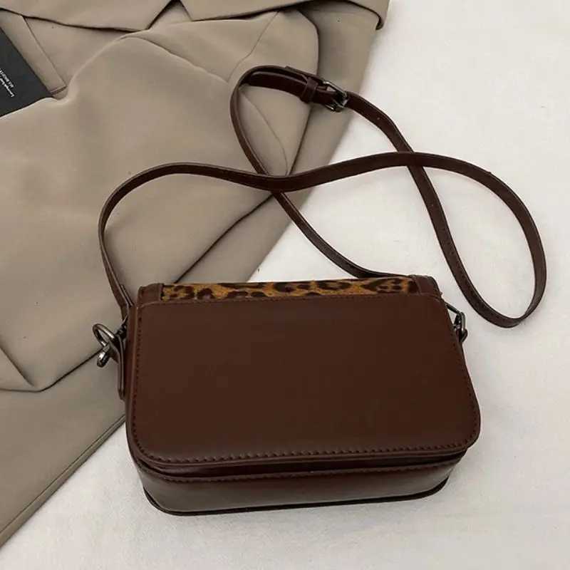 Designer Leopard Print Crossbody Bag for Wen 2025 Square Soft Faux Leather Handbag Shoder Bag Purse for Fall Winter Y251120