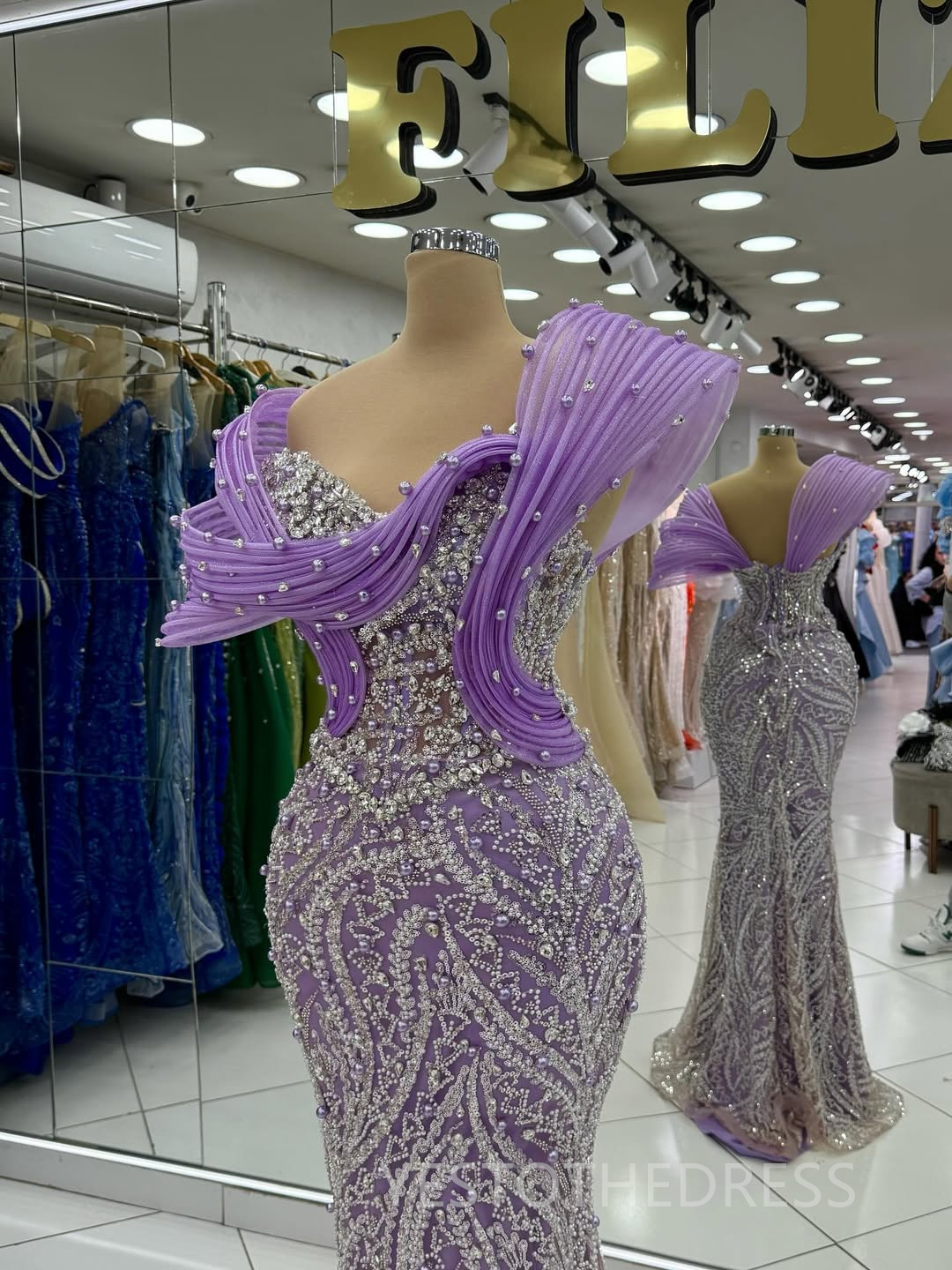 2025 Light Purple Prom Dresses for Black Women Evening Dress Promdress Sheer Neck Beaded Appliqued Lace Birthday Dress Second Reception Gowns Engageme