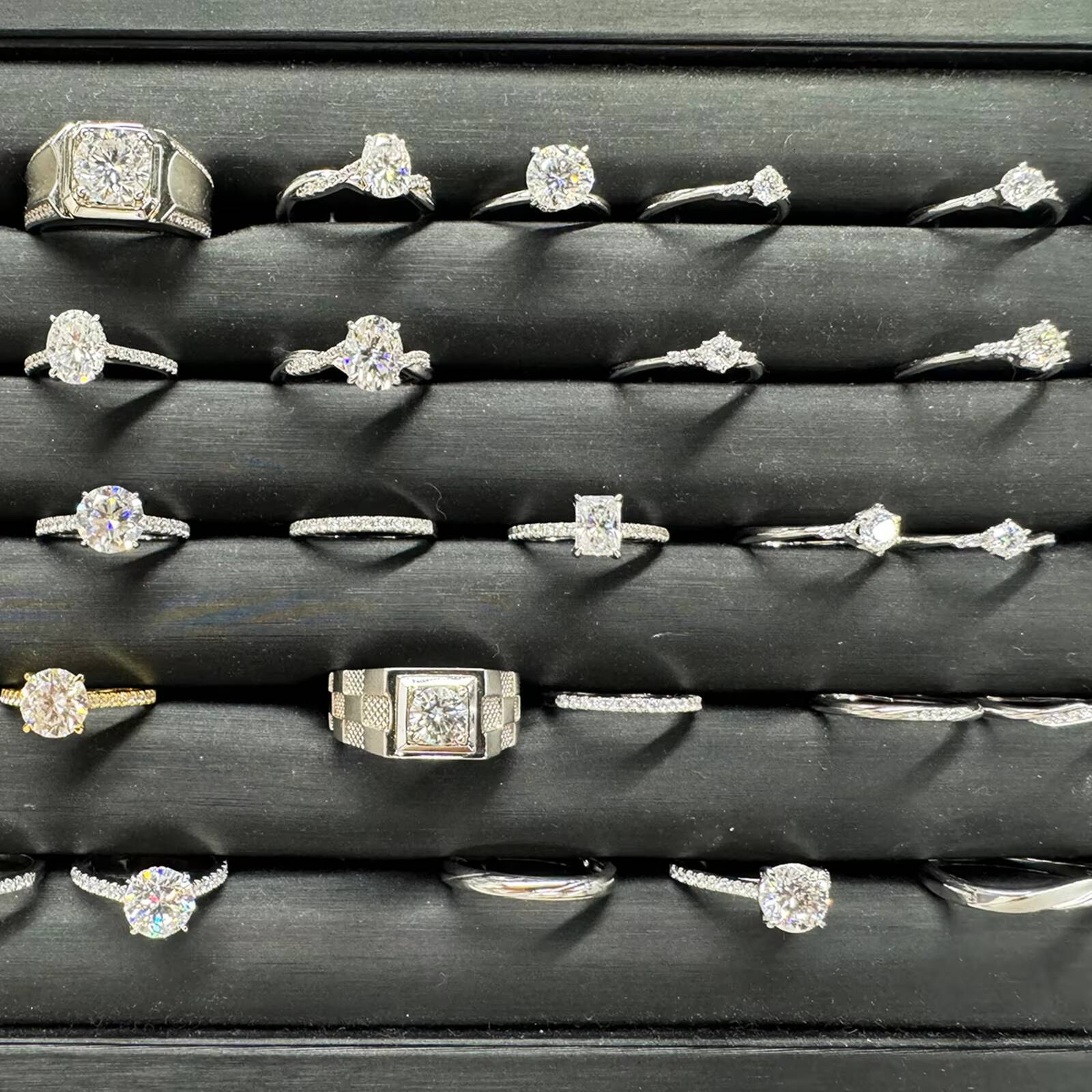 Luxury Wedding 1ct 2ct 925 Silver White Gold Plated OvalRadiant Cut VVS Lab Grown Moissanite Diamond Engagement Ring for Women