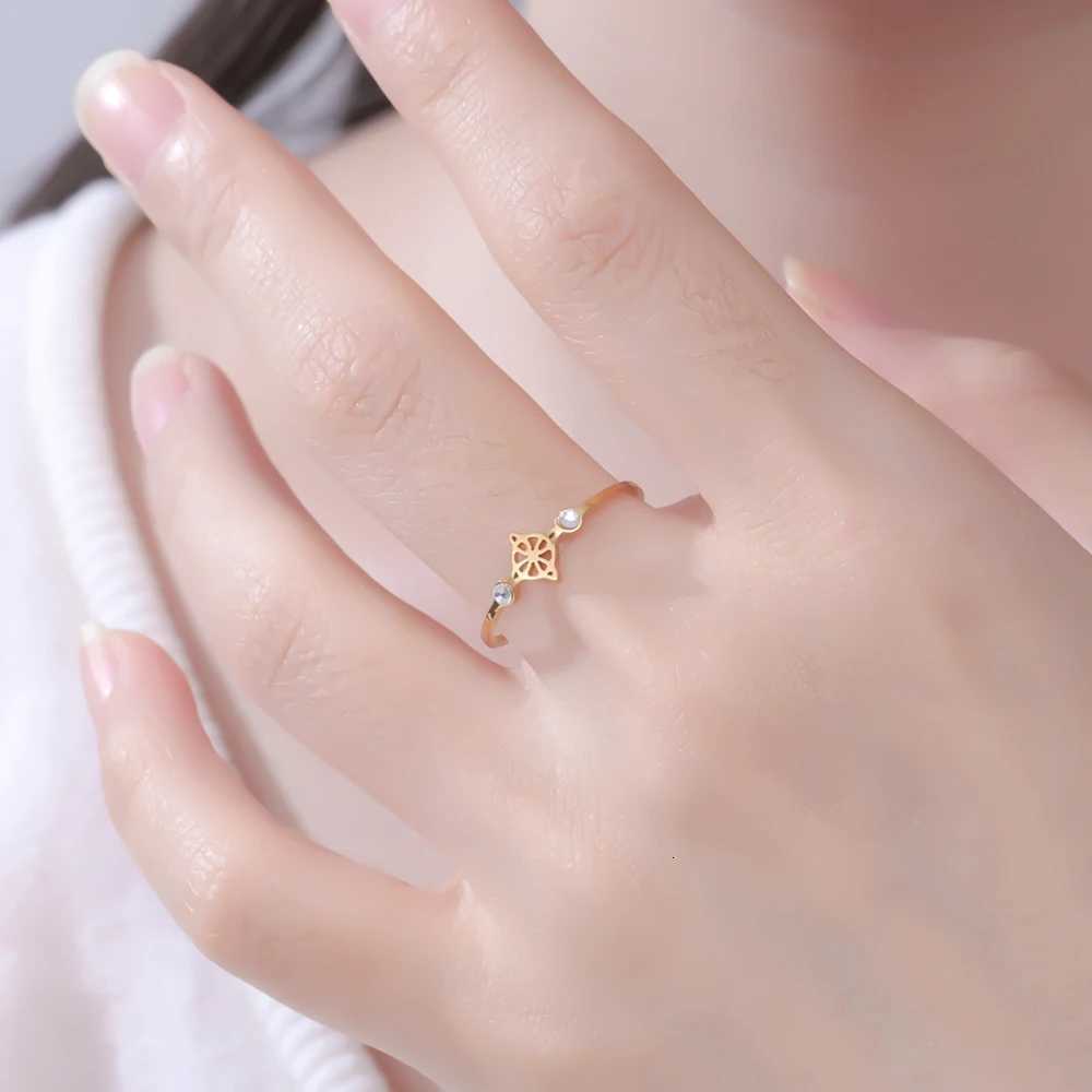 Skyrim Women Clear Zircon Witch Knot Open Ring Stainless Steel Gold Color Adjustable Rings Amulet Witchcraft Jewelry GiftXJ251031