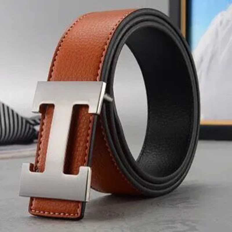 2025 New Casual Mens Belt High Quality Designer Genuine Second Cow Leather Belts Strap Male Metal Smooth Buckle FashionW251030