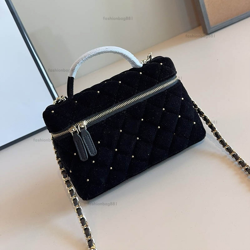 Rivets Decoration Ladies Designer Makeup Bag Black Velvet Mini Handbag Diamond Lattice Gold Hardware Metal Chain Zipper Shoulder Crossbody Wallet with