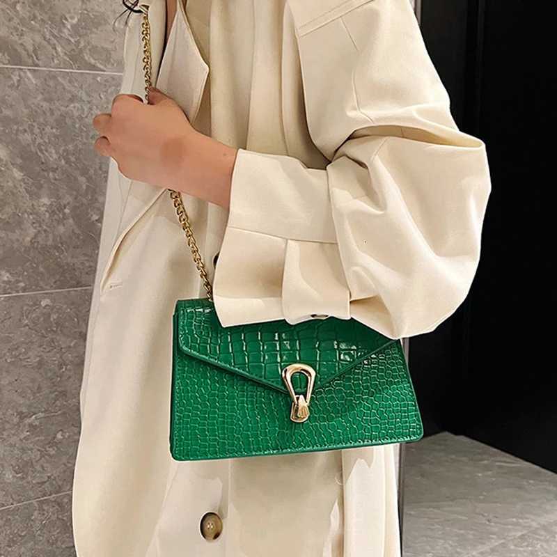 Crocodile Pattern Shoulder Bags For Women Fashion Chains Squre Bag Purse Female Pu Leather Crossbody Handbag Daily Phone Clutch W251031