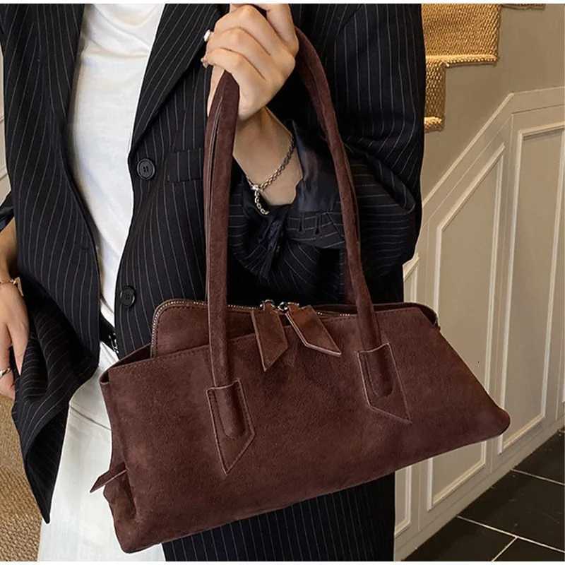 Womens Irregular Suede Shell Handbagbrand Design Large Capacity Frosted Shopping Bagmultilayer Storage Travel Shoulder BagT251031