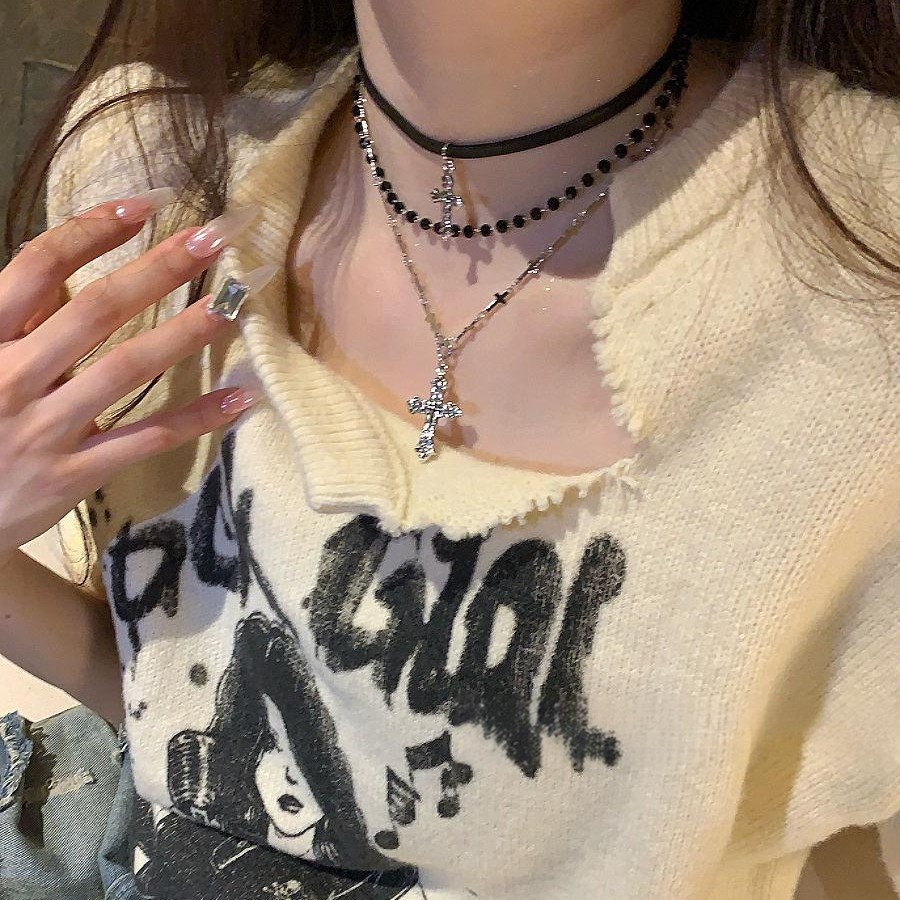 Leather Crystal Cross Pendant Three-Layer Necklace Light High-End Clavicle Fashion Niche Design Sense Neck Chain - view 4
