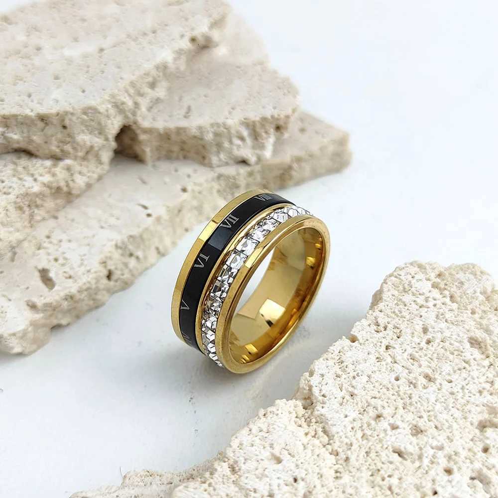 Stylish and charming stainless steel goldplated mens ring simple Roman numeral zircon womens ring wedding party jewelryXJ251031
