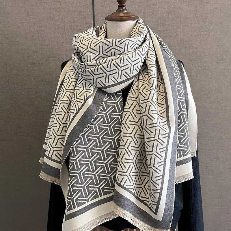 Luxury Brand Warm Cashmere Scarf for Women Design Winter Shawls and Wraps Poncho Female Thick Blanket Bufandas Echarpe C251031