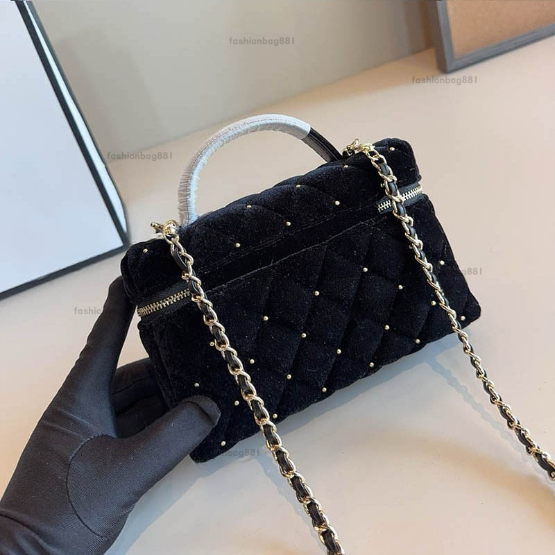 Rivets Decoration Ladies Designer Makeup Bag Black Velvet Mini Handbag Diamond Lattice Gold Hardware Metal Chain Zipper Shoulder Crossbody Wallet with