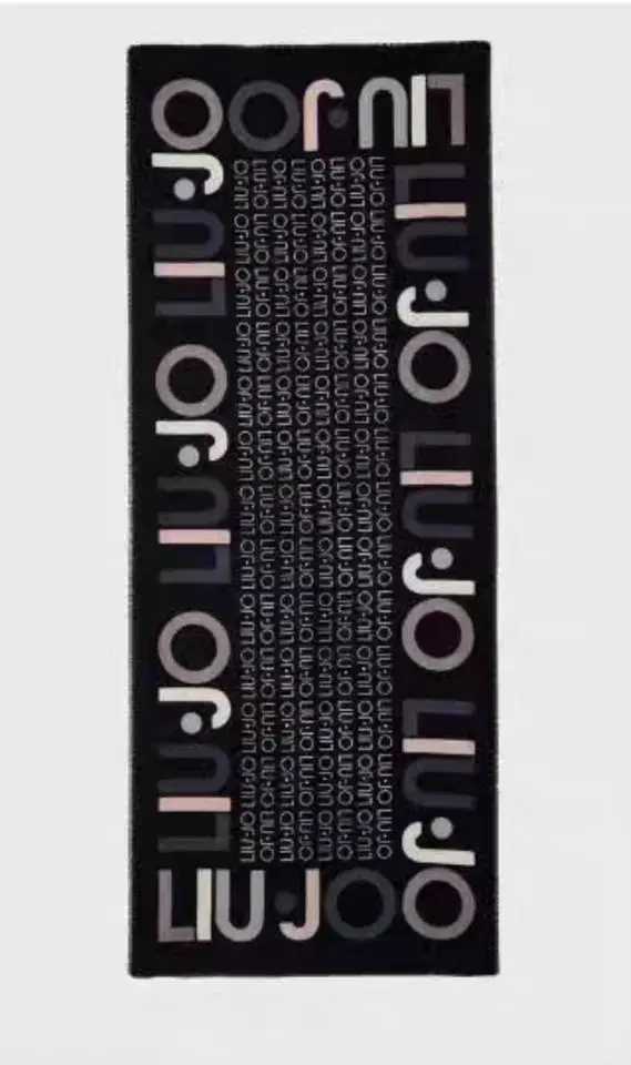 single Italian autumn and winter letter black all fashion long scarf C251031