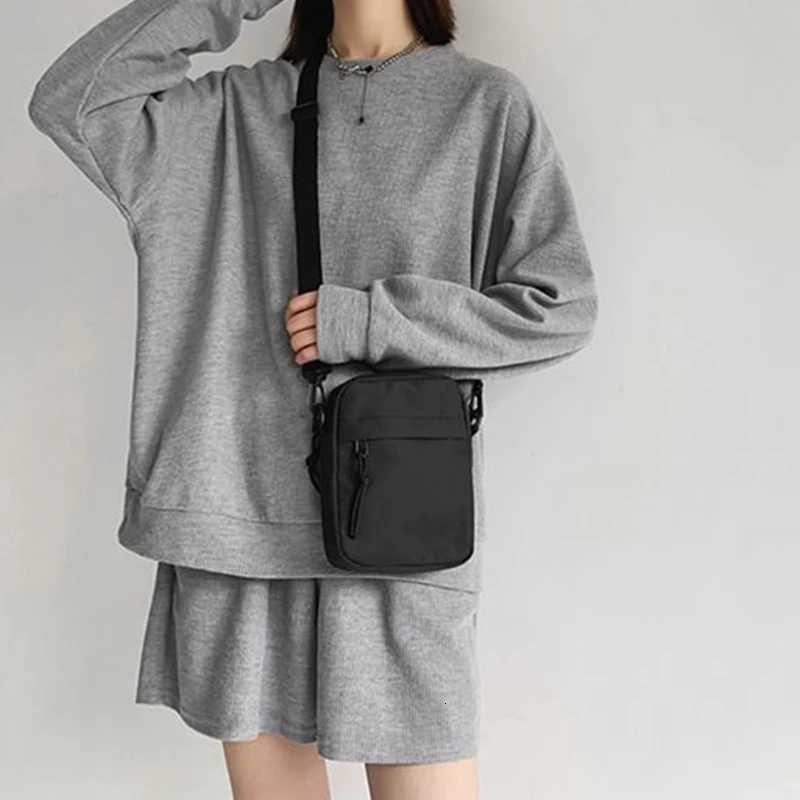 Neutral gender unisex single shoulder bag solid color single shoulder mini small square bag W251031