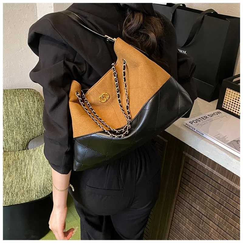 Designer Elegant Leather Shoder Bag For Wen With Crossbody Opti Classic Design By Famous Designer Luxury Handbag Y251120