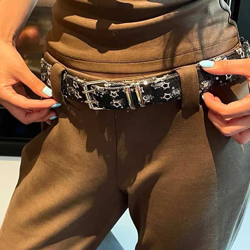 Edgy Punk Denim Double Buckles Star Belts Y2K Rock Style Hollow Out Stars Waistband for Women Men Jeans Fashion Deco AccessoriesW251030