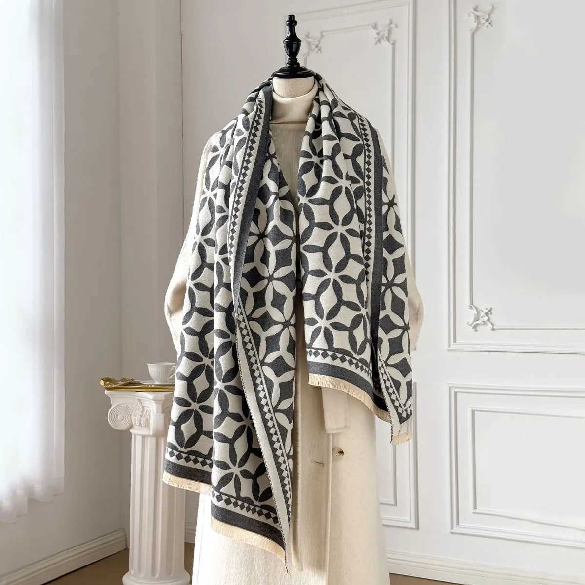 2025 Brand Warm Cashmere Poncho Shawl Scarf Luxury Print Thick Winter Blanket Wraps Bufanda Casual Hijab Stoles Echarpe C251031