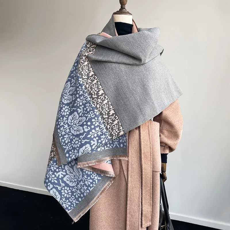 2024 Winter TwoSided Ethnic Style Cashmere Jacquard Scarves High Quality Women Thicken Wrap Shawl Ladies Wool Scarf C251031