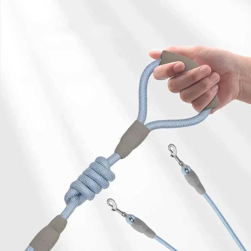 Pet dual head dog walking rope one drag two traction rope anti winding and detachable Leads for Hands Rope for Medium Large Dog C251031