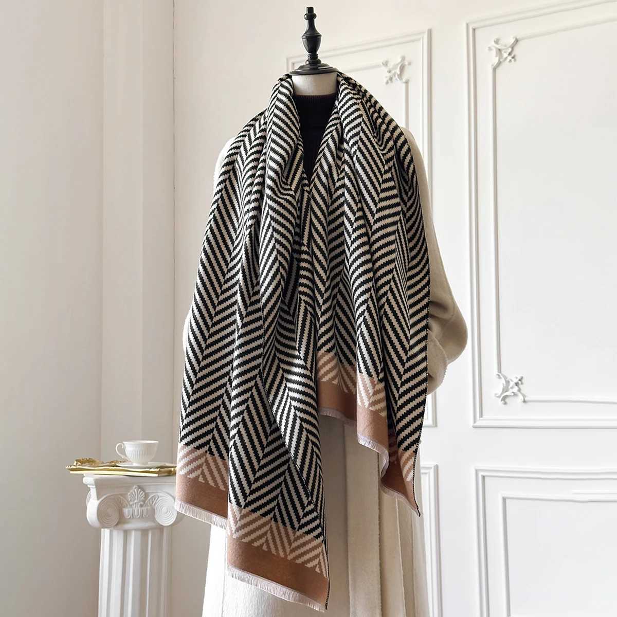 2025 Winter Women Imitation Cashmere Scarves Thick Warm Shawls Wraps Jacquard Lady Blanket Echarpe Bufanda Female Scraf C251031