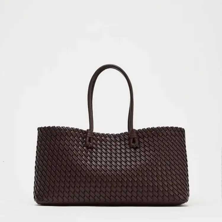 ELONGATED WOVEN SHOPPER BAG Fashionable Top Handle Tote Bag Womens Shoulder Handbags Luxury Design for Everyday Style W251031