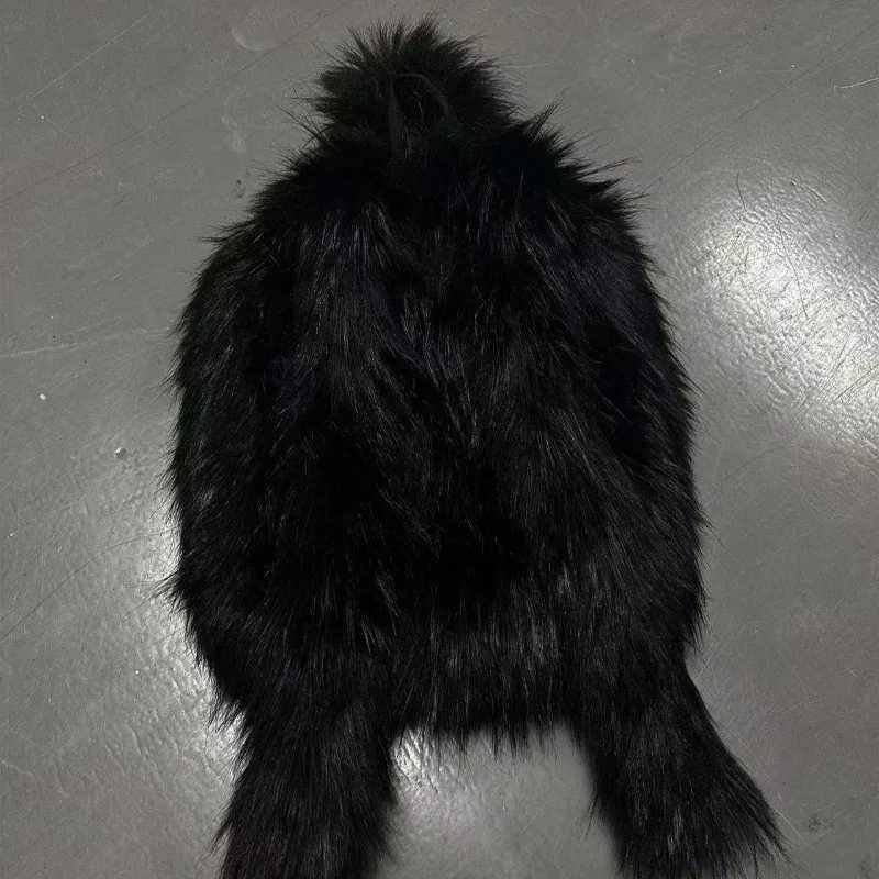 Vintage Print Fluffy Backpack Personality Y2k Aesthetic Fashion Schoolbags Women Casual Harajuku Streetwear All Match Backpacks W251031