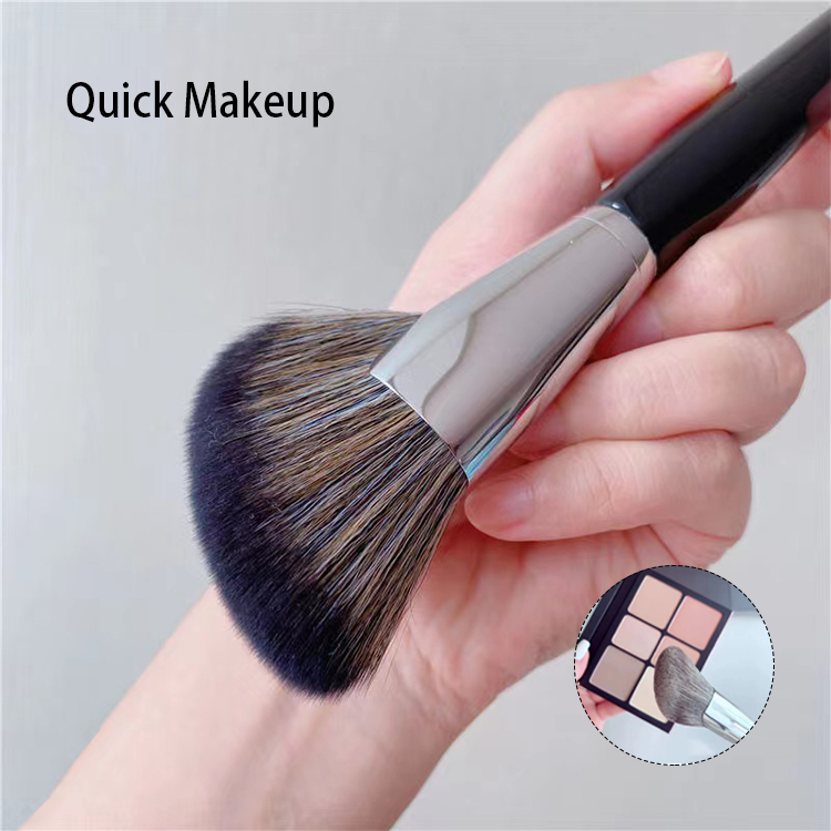 Large Angle-Side Loosely-Piled Makeup Brush - Perfect For Shadows And Contours Fluffy Sickle-Shaped Contour & Blush Brush for Precise Application