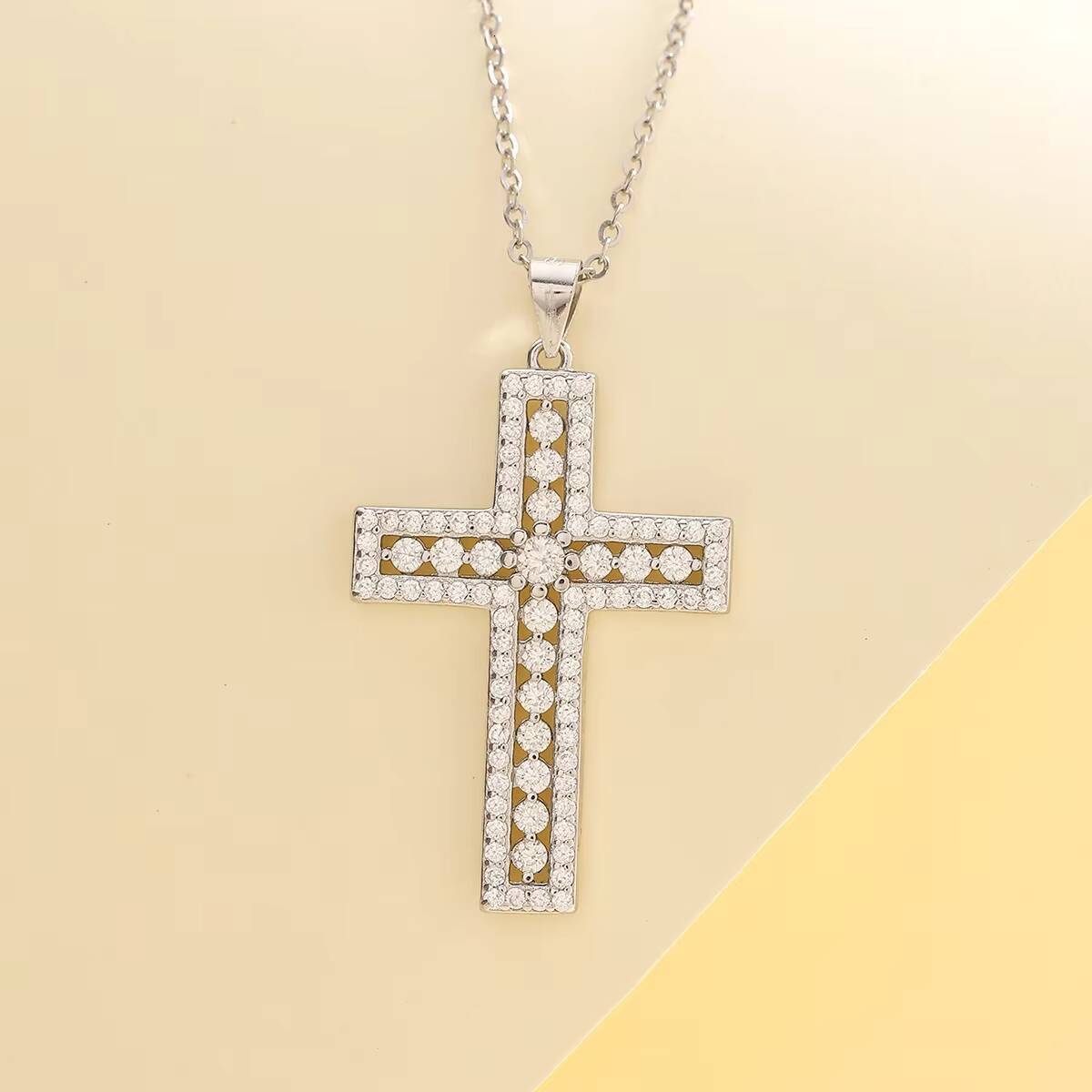 S925 Silver Hollow Cross Necklace with Moissanite Pendant Simple Accessories for Engagement Chains Type Wholesale Hot Spot