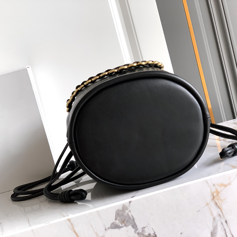 Designer bag Genuine Leather chain drawstring bucket bag multi-color light luxury niche retro design versatile for commute Fashionable Commuting Versa