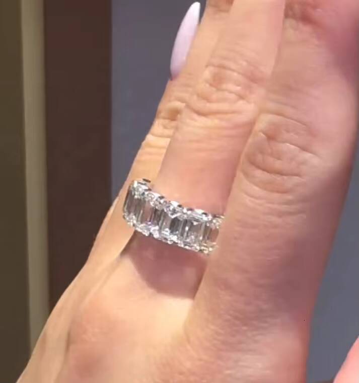 Factory Direct Sell 10K 14K 18K White Gold VVS D Color 3X5MM Emerald Cut Mix Round Brilliant Cut Lab Grown Diamond Ring Band