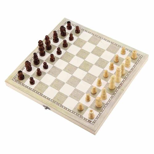 10 Best Wooden Chess Sets for Beginners and Professionals