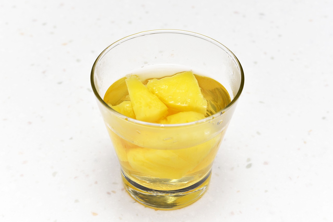 Discover the Benefits and Best Brands of Pineapple Tea