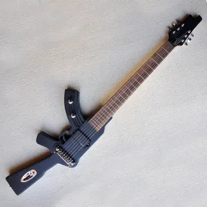 Guitarra eléctrica inusual negra para zurdos personalizada de fábrica con forma de pistola, cuerpo, diapasón de palisandro, hardware cromado, se puede personalizar