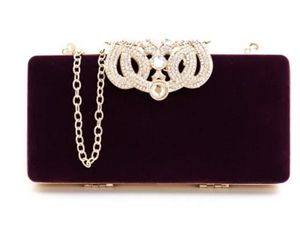 Fábrica Direct Crown Diamonds Velvet Women Bag Day Embragues Pequeño bolso de bolso Crystal Evening Bags 4 Color Tote 8007